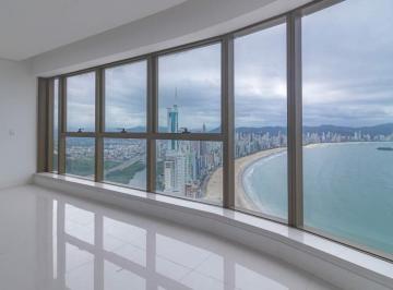 Apartamento · 265m² · 4 Quartos · 3 Vagas · Apartamento à venda no Ed. Yachthouse em Balneário Camboriú