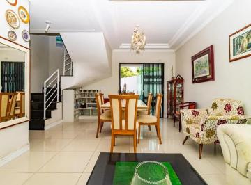 Casa · 246m² · 4 Quartos · Sobrado no bairro de Santa Felicidade com 540m², 4 dormitórios ( sendo 2 suítes ) e 3 vagas - Santa
