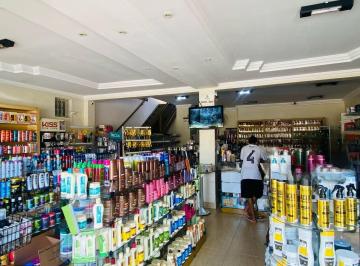 imagem-1 · IMÓVEL COM PONTO COMERCIAL - BALNEÁRIO M. PONTE Casa de Rua com 4 Quarto(s) por R$ 1.100.000 no seto