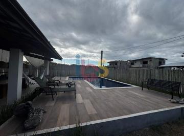 Casa · 350m² · 4 Quartos · 2 Vagas · Vendo Linda Casa em Condomínio Pé na Área