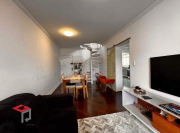 Apartamento · 172m² · 3 Quartos · 2 Vagas · “Casa suspensa” “Privacidade de casa com custo de apartamento”