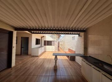 Casa · 181m² · 2 Quartos · 2 Vagas · Casa Padrão para Venda no Bairro Sumarezinho, em Ribeirão Preto SP.