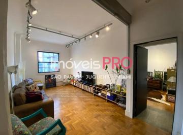 Apartamento · 105m² · 2 Quartos · 1 Vaga · Apto reformado com 105m² de 2 dorm sendo 1 suíte e 1 vaga na Vila Mariana prox. do metrô.