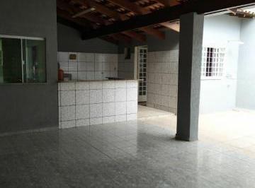 Casa · 180m² · 3 Quartos · 3 Vagas · Casa com 3 quartos à venda no Bairro Santa Luzia - Uberlândia/MG