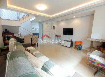 Casa · 200m² · 3 Quartos · 4 Vagas · Casa de condomínio em  Rua Cangussu - Nonoai - Porto Alegre/RS