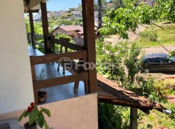 8e061a6d · Casa, 3 dormitórios, 210.42 m², em Petrópolis