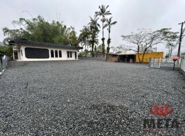 f7ffede8f756e77fcd8c9f8f3affc9b78fb8be74 · Casa com 4 dormitórios à venda, 170 m² por R$ 979.000,00 - América - Joinville/SC