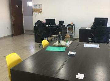 Comercial · ALUGA-SE SALA COMERCIAL DE 250 M² EM JANDIRA