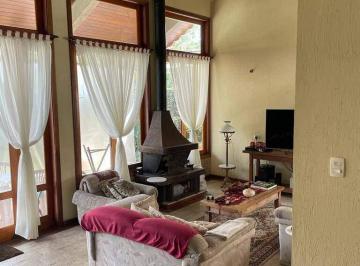 Casa · 300m² · 2 Quartos · 4 Vagas · CASA PARA VENDA NO CONDOMÍNIO ALDEIA DA SERRA - BARUERI