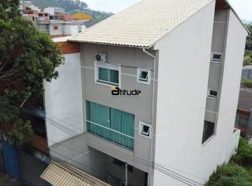 Casa · 330m² · 3 Quartos · Casa para à venda no Parque Ribeiro de Lima em Barueri por 1.500.000,00