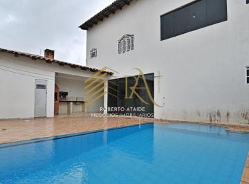 Apartamento de 5 quartos, Taguatinga · CASA COM 580m² CONSTRUÍDOS | 04 SUÍTES | LAZER COMPLETO | GARAGEM P/ 07 VEÍCULOS