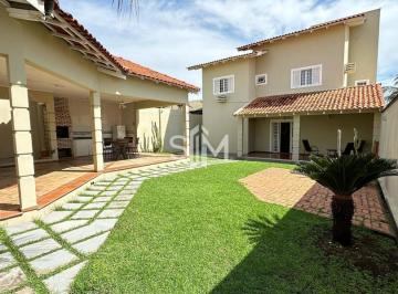 Casa · 420m² · 3 Quartos · 6 Vagas · Casa 3 Quartos, sendo 1 Suíte, no Condomínio Vila Felice – Bairro JD Itália