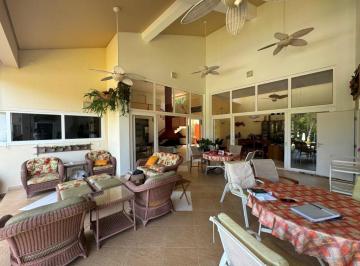Casa de 5 quartos, Atibaia · Condomínio Estância Parque Atibaia (EPA) com 849m², disponível para venda.