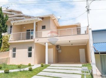 Casa · 193m² · 3 Quartos · 2 Vagas · Casa 3 suítes em condomínio fechado em Vinhedo - SP.