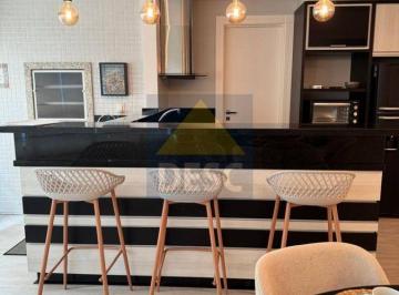 Apartamento · 91m² · 2 Quartos · 2 Vagas · Apartamento à venda no Ed. Porto Luna no Centro de Balneário Camboriú