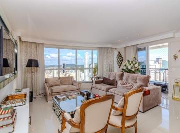 Apartamento · 152m² · 3 Quartos · 2 Vagas · Apartamento no Ed. Dalcelis em Balneário Camboriú.