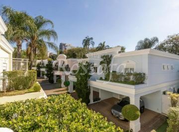 Casa · 373m² · 3 Quartos · 3 Vagas · Casa em condomínio fechado em Moema