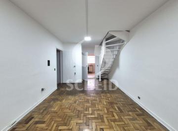 Casa · 217m² · 2 Quartos · 2 Vagas · Sobrado de 217m² com 2 quartos e 2 vagas de garagem à venda na Vila Santa Catarina