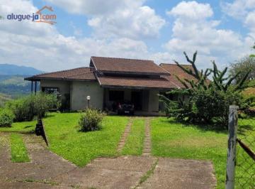 8c1b8823d7ef1451faeb7b43830f20d5592bfaf2 · Casa à Venda em Condomínio Fechado no bairro dos Freitas com 420 metros.