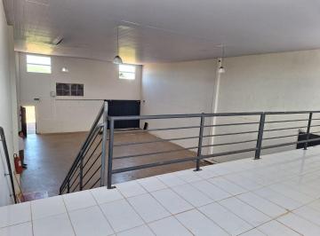 Comercial · 300m² · 3 Vagas · Galpão à venda no Bairro Jardim Sucupira - Uberlândia/MG
