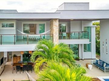 Casa · 572m² · 5 Quartos · 4 Vagas · Casa de Alto Padrão no Condomínio Paraíso do Mar – Guarajuba