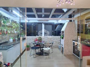 Apartamento · 93m² · 2 Quartos · 1 Vaga · TRIPLEX COM 02 SUÍTES E UMA VAGA ESCRITURADA NA RUA DUQUE de CAXIAS