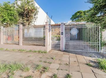 217757_iea6l5yLB_217757622030f70cd5d.jpg · Casa térrea no coração do bairro Tristeza, junto ao polo comercial da Av. Wenceslau Escobar.