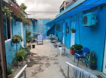 Casa · 220m² · 4 Quartos · 3 Vagas · Casa Térrea 3 dormitórios no Bairro Camaquã