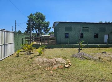 689951_i8Jn9_68995167be1a200ef70.jpg · Terreno 3000m2 com casa e 2 galpões em Laguna