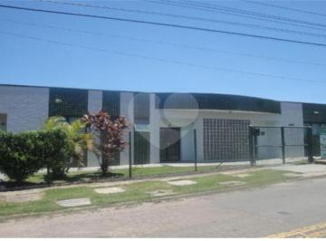 Comercial · 1977m² · 6 Vagas · Galpão à venda em Macuco - SP