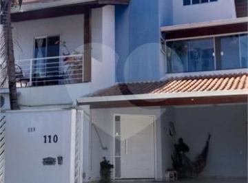 Área de Serviço · Casa com 3 quartos à venda em Parque Das Colinas - SP