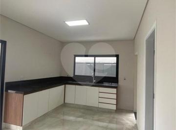 Área de Serviço · Condomínio com 3 quartos à venda em Roncáglia - SP