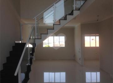 Casa · 236m² · 3 Quartos · 4 Vagas · Condomínio com 3 quartos à venda em Lenheiro - SP