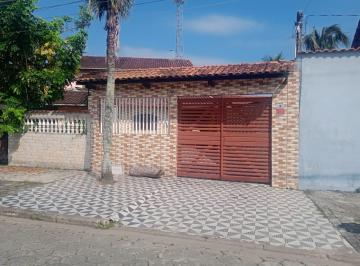 Casa de 3 quartos, Mongaguá · Lindo Sobrado na Praia de Mongaguá