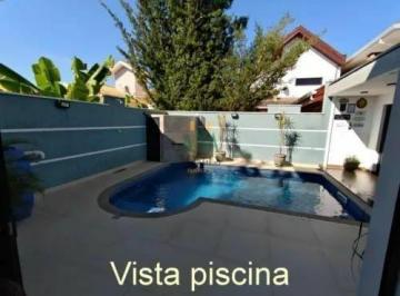 Casa · Sobrado em Condomínio Fechado