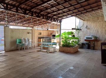 Casa de 6 quartos, Brasília · CASA GUARA QI 9 SOBRADO ORIGINAL Oportunidade