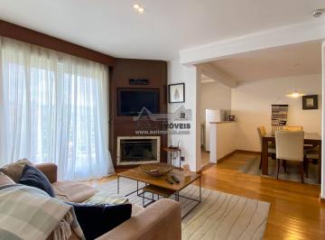 Apartamento · 140m² · 2 Quartos · 2 Vagas · Apartamento à venda em Campos do Jordão– Duplex com 2 suítes e área gourmet