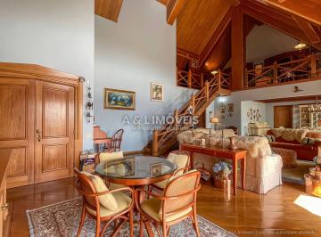 Apartamento · 315m² · 3 Quartos · 2 Vagas · Cobertura duplex no Alto do Capivari com 3 suítes e sauna privativa