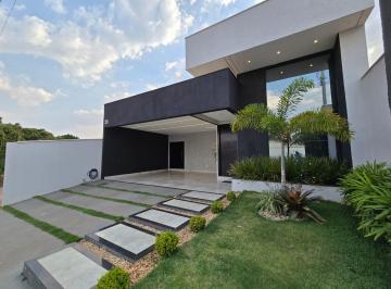 Casa de 1 quarto, Águas Claras · CASA COND. ROTAS DAS ARARAS 3 QTS 1 SUITE ,2 SEMI SUITES 300M²,4VGS, ARMARIOS