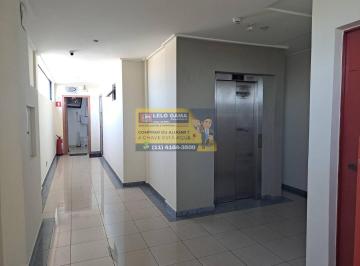 Comercial · 42m² · CENTRO SALA COMERCIAL