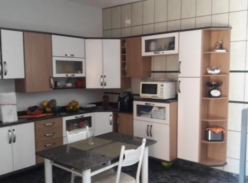 Foto 06 · Casa à Venda em Jardim das Indústrias, Jacareí-SP: 200m², 3 Quartos, 2 Banheiros e 2 Vagas de Garage