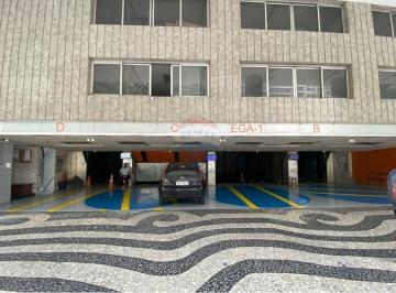 Comercial · 14m² · 1 Vaga · Garagem Comercial no Centro: Oportunidade Única!