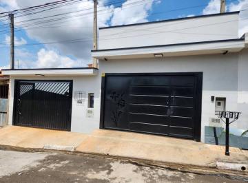Casa · 200m² · 3 Quartos · 6 Vagas · Casa com edícula no Jardim dos Ipês
