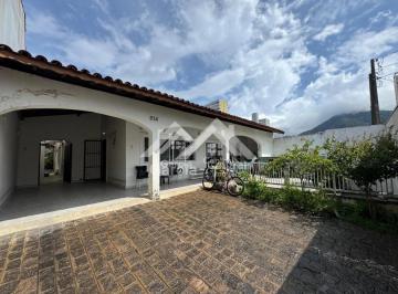 Casa · 150m² · 4 Quartos · 3 Vagas · Casa em Peruíbe