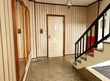 Apartamento · 208m² · 5 Quartos · Apartamento à venda no Embaré em Santos.