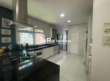 Casa · 392m² · 3 Quartos · 2 Vagas · Casa à venda, 3 quartos, 1 suíte, 2 vagas - Bairro TABAJARAS, Uberlândia MG