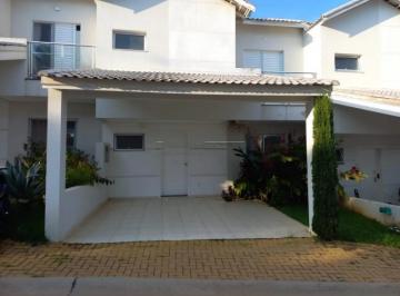 Casa · 152m² · 3 Quartos · 2 Vagas · Casa em condominio Zona Sul com 03 suítes