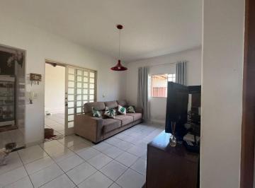 cc04780adda3d6d6b89eb614adec826e6281fe92 · Casa de 190 m² com 03 quartos à venda por R$ 600.000 no Residencial Sevilha - Goiânia