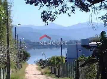 Casa · 400m² · 10 Quartos · 8 Vagas · Casa em  Rua que vai pra Lagoa de Ibiraquera - Ibiraquera - Imbituba/SC