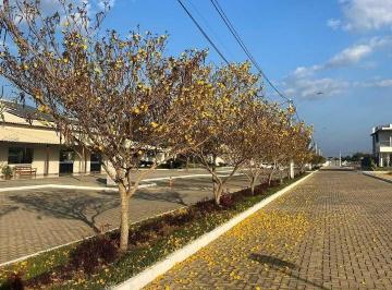 Terreno · 450m² · Lote/Terreno à venda em Condomínio Parque dos Ipês, Boa Vista - Vitória da Conquista/BA